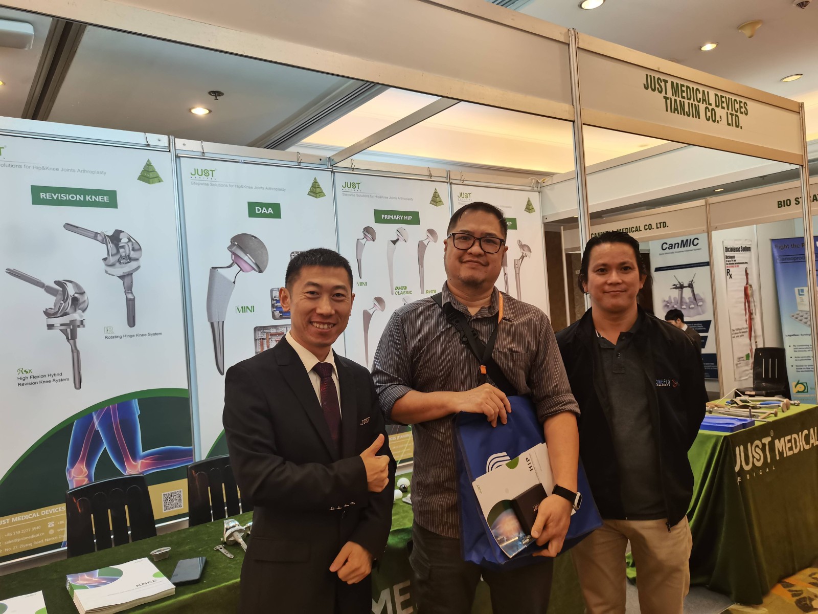 JUST MEDICAL, China's leading orthopedic implant manufacturer, is thrilled to exhibit its cutting-edge solutions at the Philippine Orthopaedic Association 74th Congress in Manila from November 15th to 18th, 2023.